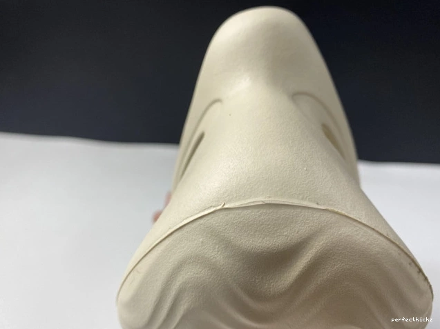 RNNR Yeezy Foam FY4567 Adidas Sand 0815